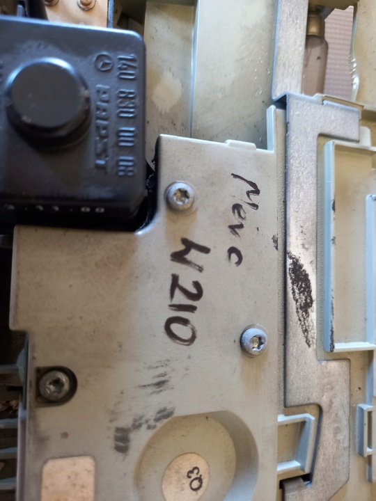 фото №4, Mercedes clk w208 лампа потолок 2088206701