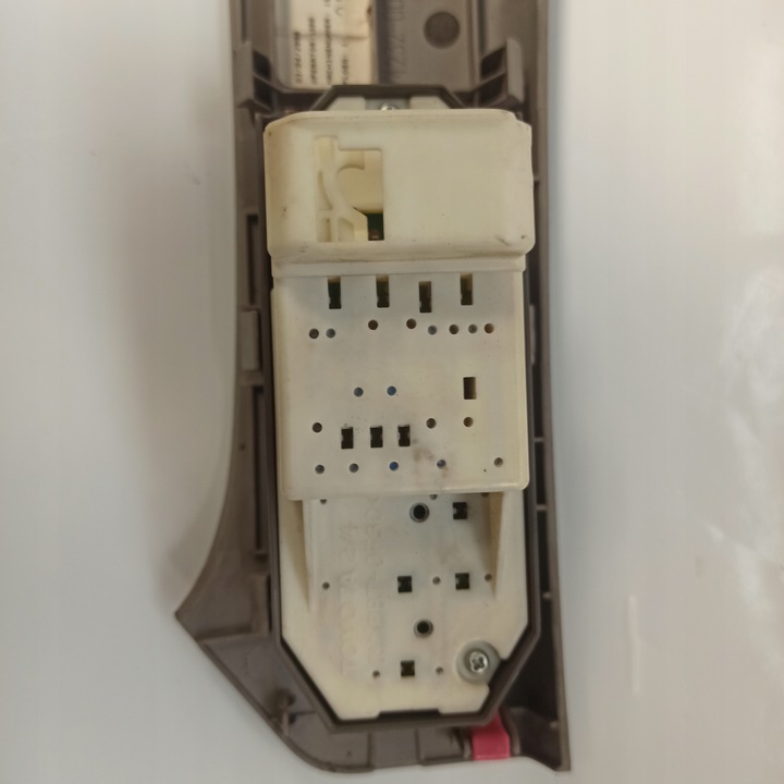 фото №9, Toyota yaris ii переключатель стекло левый перед 74232-0d110