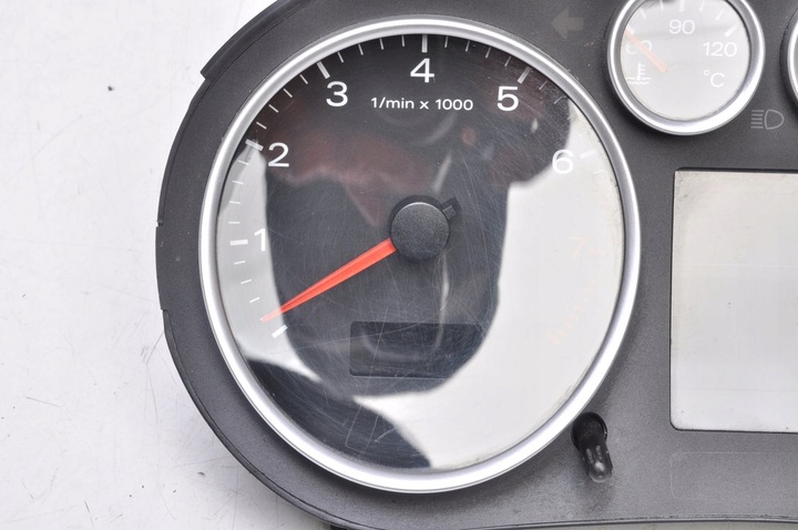 фото №8, Audi a2 1.6 fsi спидометр приборы европа 110080192/011