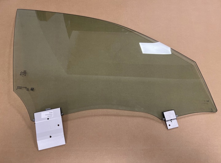 фото №1, Audi q8 4m стекло дверь перед двойная 4m8845022b 2021r