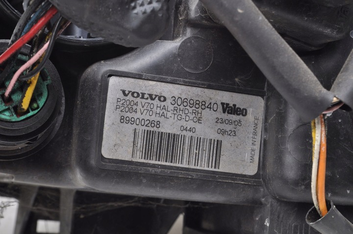 фото №7, Volvo v70 ii лампа права передня правий перед uk 30698840 рестайлінг