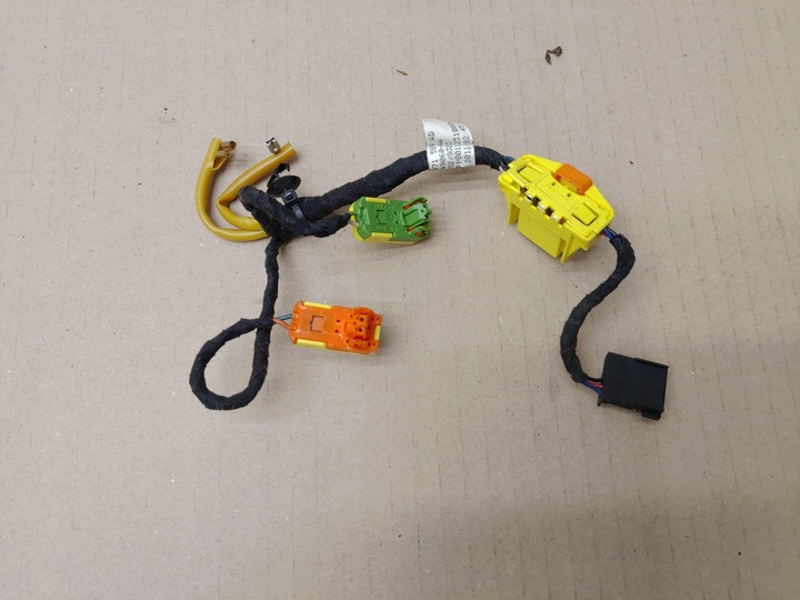 фото №8, Жгут шланг подушка безопасности многофункциональный audi a3 8p рестайлинг годы 08-12 8p0971589ad