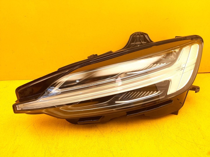 фото №1, Volvo v60 s60 ii лампа перед передня ліва повний led 32365339 18r.-