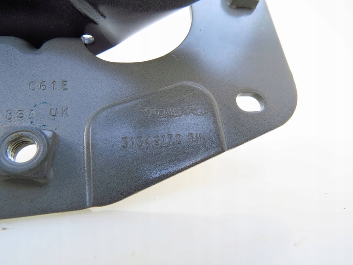 фото №11, Петля крышки багажника правые зад задний 717-46 31349170 volvo s60 ii 10-18