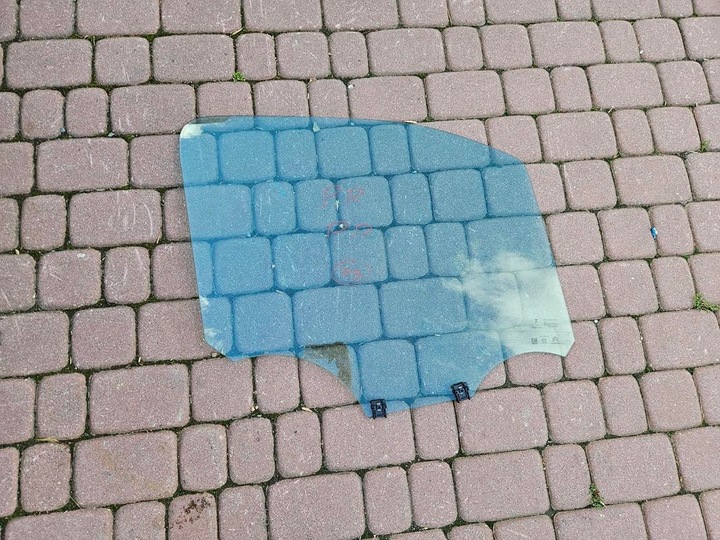 фото №1, Стекло дверь перед передняя правая proace city berlingo rifter combo e 2023r