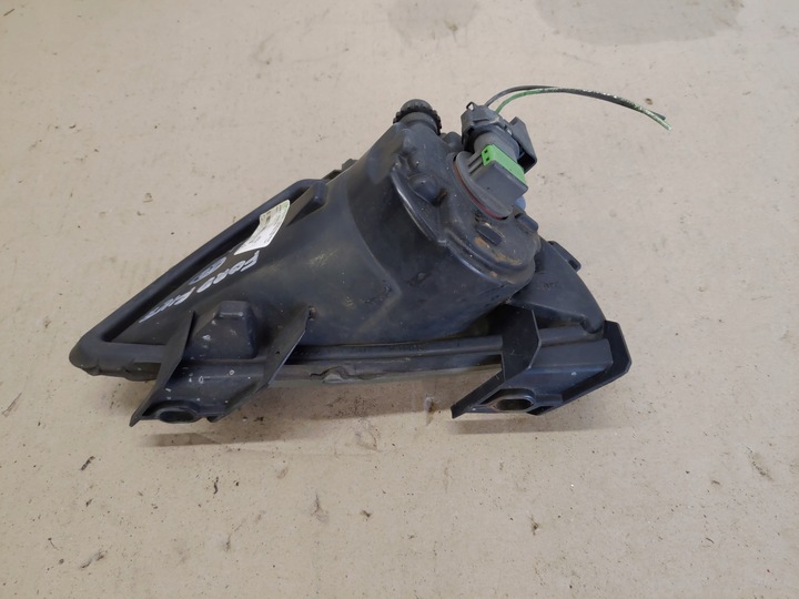 фото №10, Галоген + решітка ліва перед ford fiesta mk6 02-06