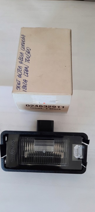 фото №1, Seat ibiza cordoba лампа освітлення номерного знака rej