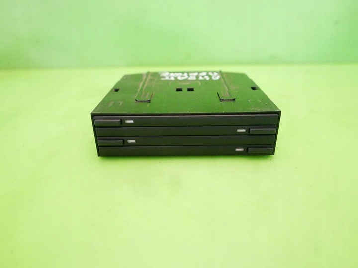 фото №1, Бардачок na плита cd opel astra g ii bertone 00-04