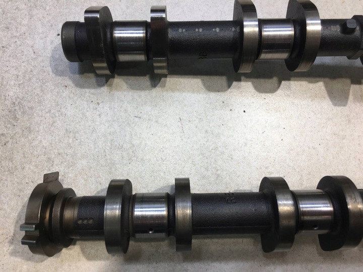 фото №3, Головка цилиндров валы agila b 1.2 16v