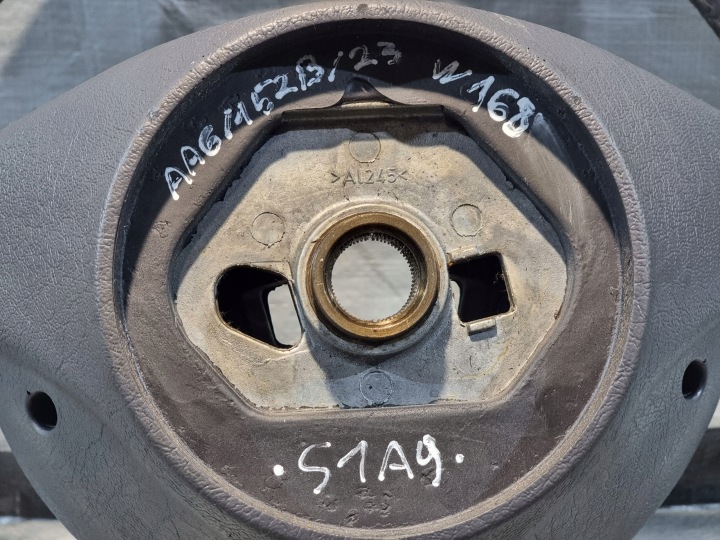 фото №15, Кермо шкіряний mercedes a клас w168