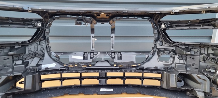 фото №8, Bmw 7 i7 g70 бампер перед оригинал a153
