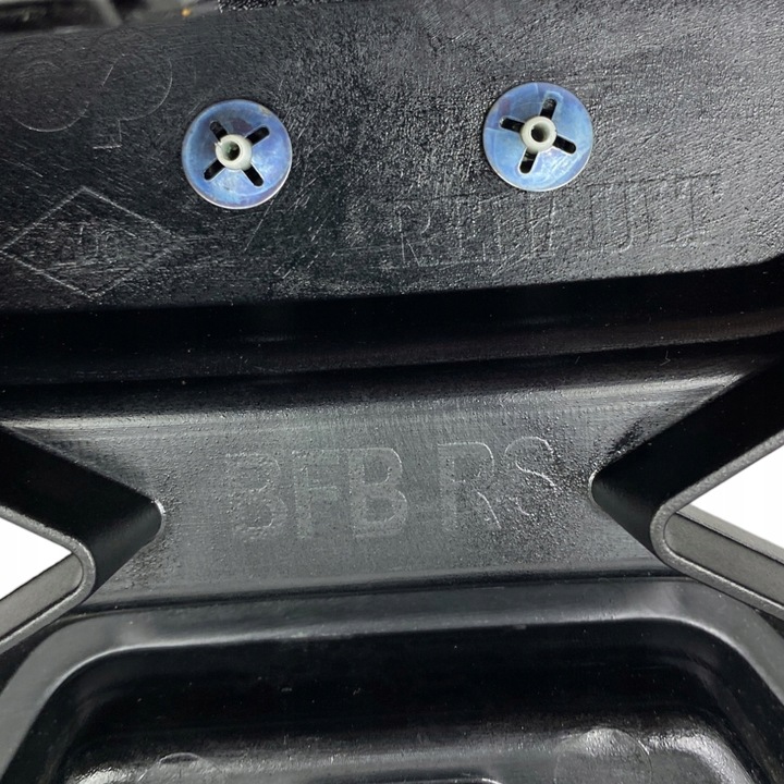 фото №14, Решітка решітка радіатора renault megane iv rs 622565738r