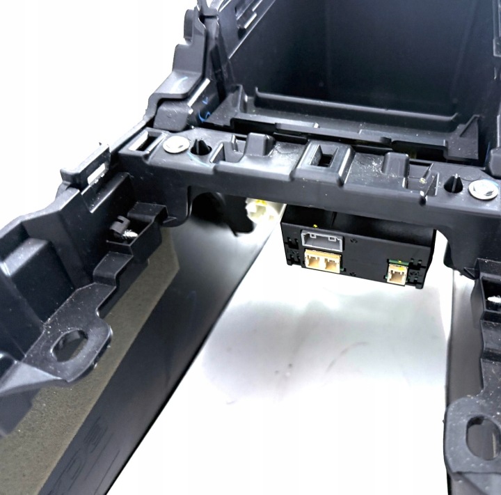 фото №11, Тунель середній підлокітник dgj1-64362 mazda cx-30 dm 19-