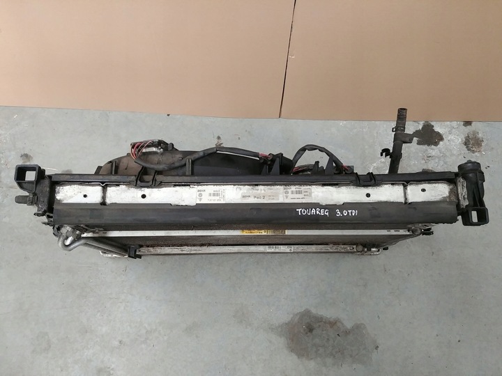 фото №11, Vw touareg 7l 2.5 tdi 02-06 pas переднее радиатор