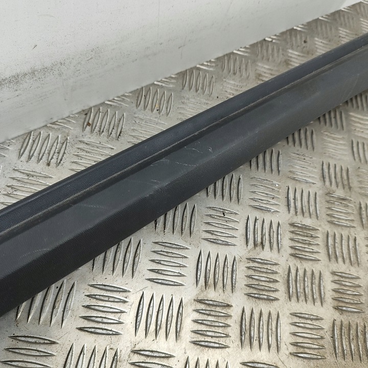 фото №5, Volkswagen id.5 2022 права сторона поріг