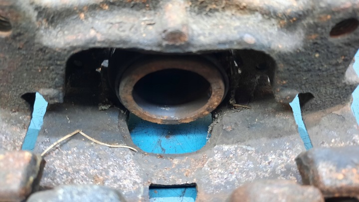 фото №4, Суппорт тормоза перед левый volov v60 s60 ii 2.0 d3