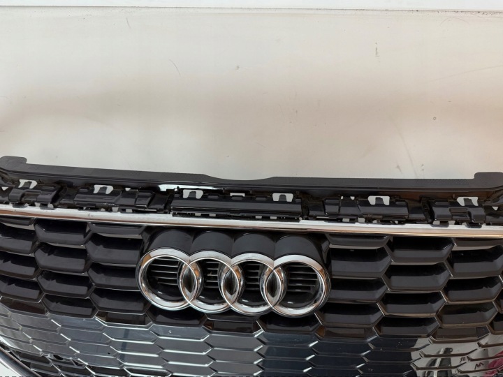 фото №8, Решітка радіатора audi a3 8y s-line pdc