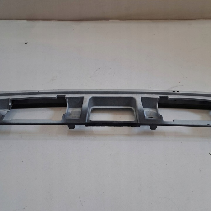 фото №10, Toyota camry viii xv70 накладка накладка задньої кришки багажника 76811-33520