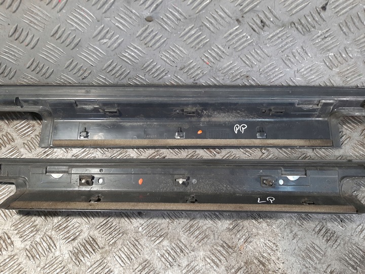 фото №8, Mercedes w220 03r рестайлинг длинный комплект накладка пороговых