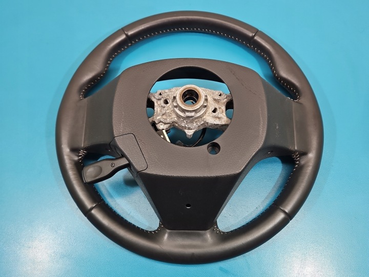 фото №10, Руль toyota auris ii кожа 15-18