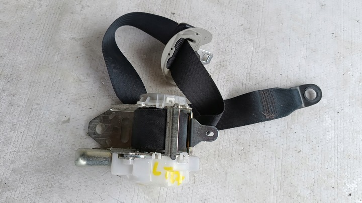 фото №1, Pas безопасности левый перед avensis t27 j090301