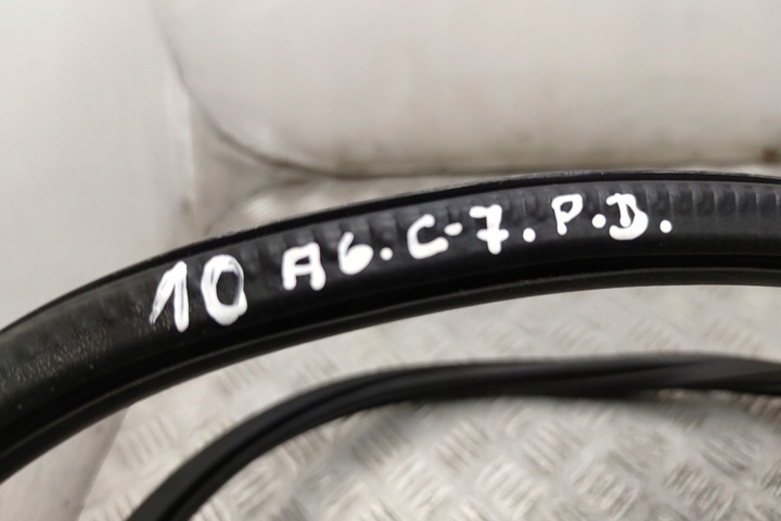 фото №8, Прокладка передних правых дверь audi a6 4g2, c7, 4gc 4g0831721a 2.0l