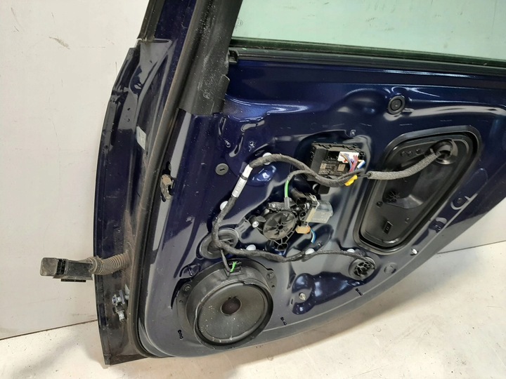 фото №8, Audi a4 s4 b9 8w 2016 зад сторона права двері