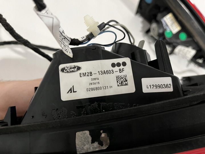 фото №10, Ford s-max mk2 лампа левый правые зад w крышка багажника em2b-13a602-bf em2b-13a603-bf