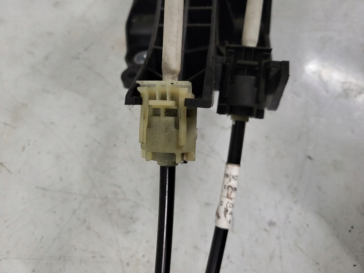 фото №8, Mazda 3 bl 11r mps mzr 2.3 disi turbo l3 тросы изменения коробки передач выборщик