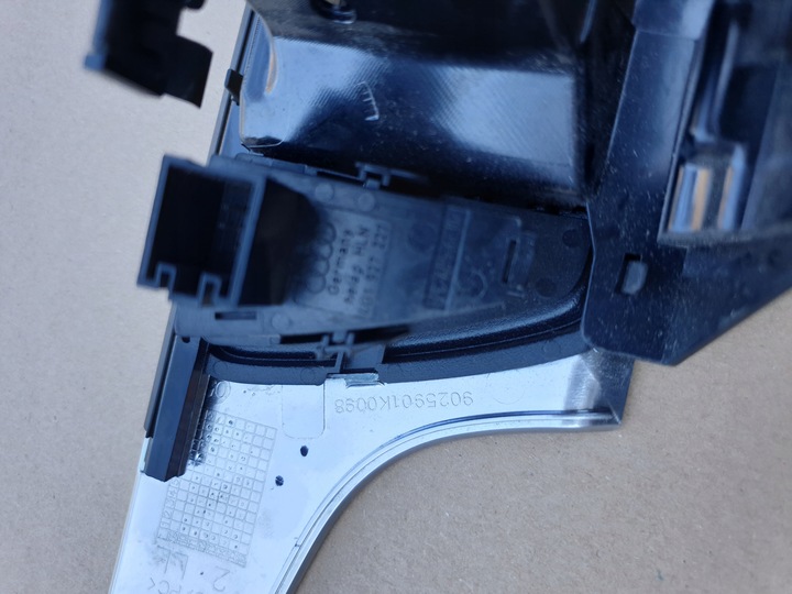 фото №11, Решётка воздуховод средняя переключатель света аварийных audi a6 c7 a7 4g оригинальный номер