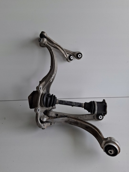 фото №1, Zawrotnica передняя левая рычаг полуось audi a6 a7 4k комплект