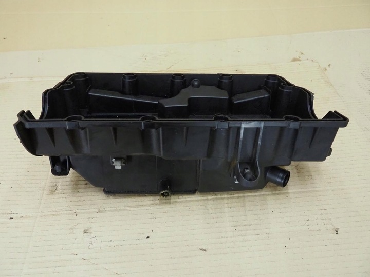 фото №9, Кришка клапанів vw passat b6 audi 2.0tdi 03g103469g