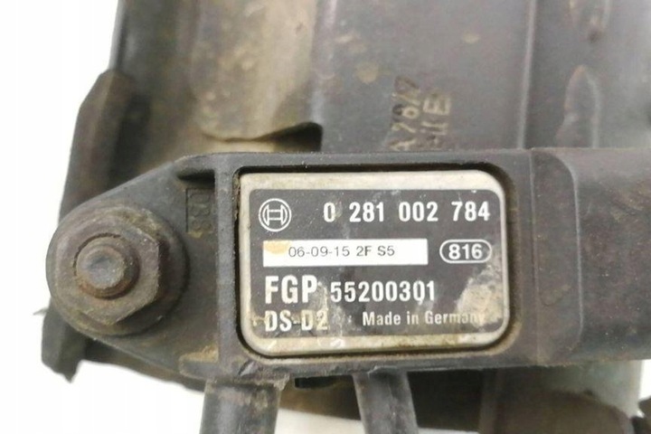 фото №10, Кріплення фільтра пального opel astra h l48 55200301 1.9l дизель 74kw 2006