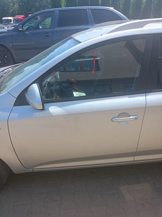 фото №1, Ручка зовнішня лівий перед 9s kia ceed універсал 07-10r.