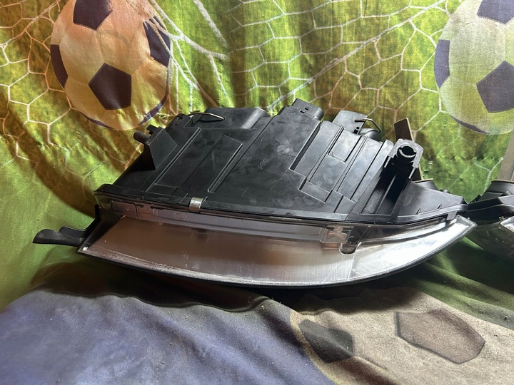 фото №8, Комплект лампа перед audi a6 c5 allroad обычная h7 eu