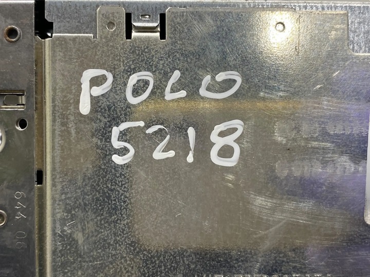 фото №9, Volkswagen polo iv 9n3 1200cm3 2006 радіоприймачі хетчбек 6q0035152a