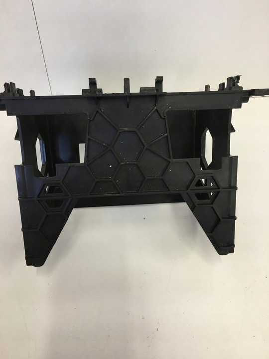 фото №6, Рамка корзина радіо vw golf v 1k0858005c