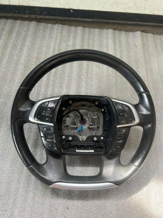 фото №1, Кермо мультифункція шкіра citroen c4 ii b7