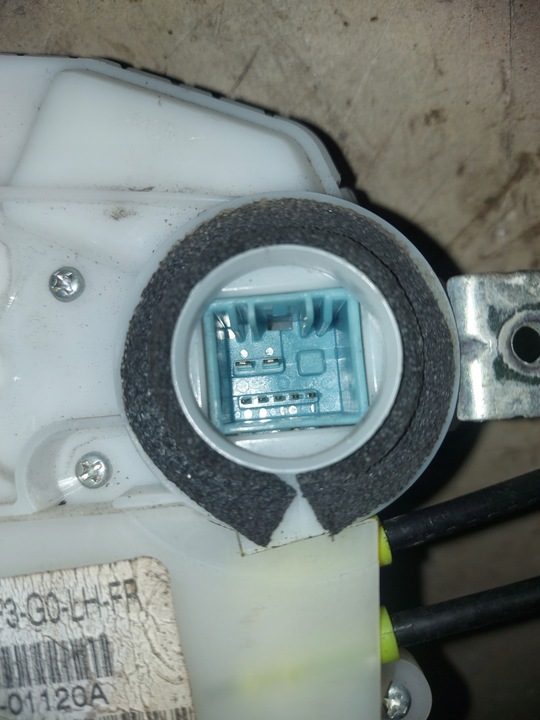 фото №5, Замок двері перед лівий honda jazz iii 08-14 7 pin
