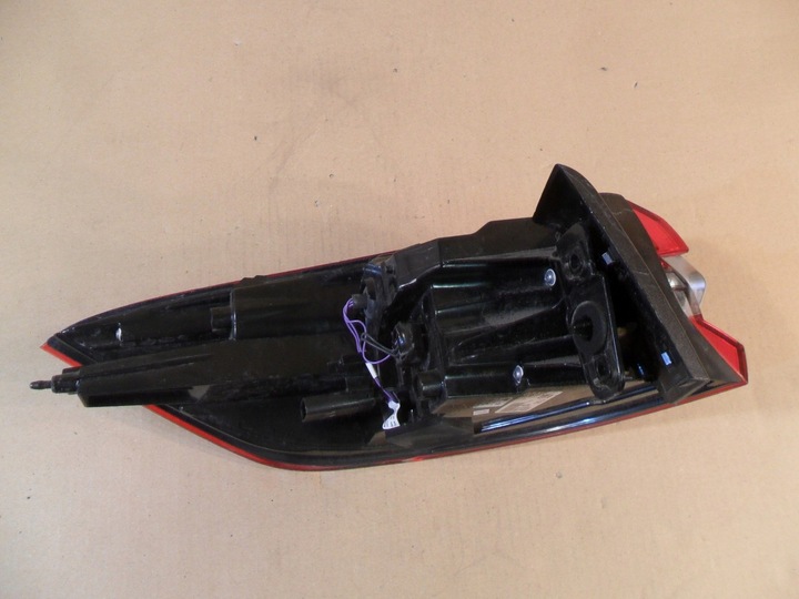 фото №6, Лампа led правая зад toyota rav4 iv рестайлинг 2015-