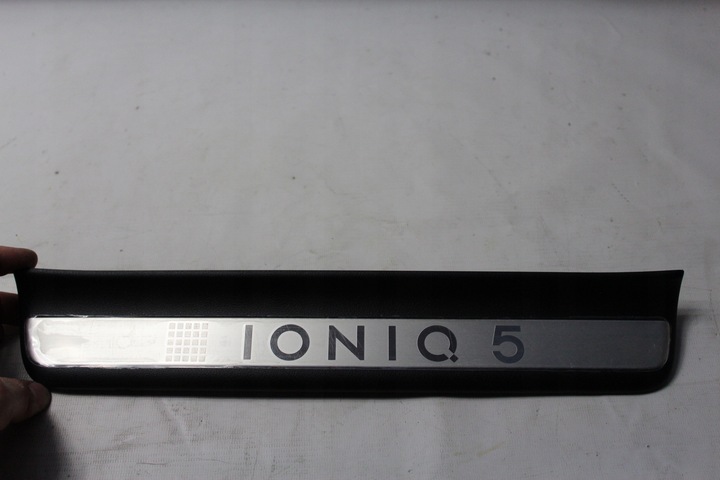 фото №1, Hyundai ioniq 5 планка накладка порогова двері ліва 85878-gi100