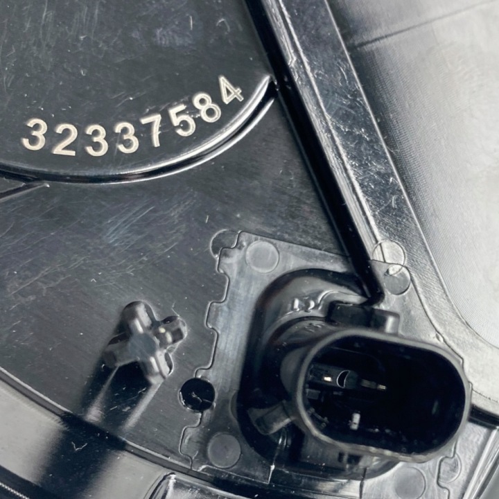 фото №14, Значок эмблема логотип с подогревом volvo xc40 xc70 32337584