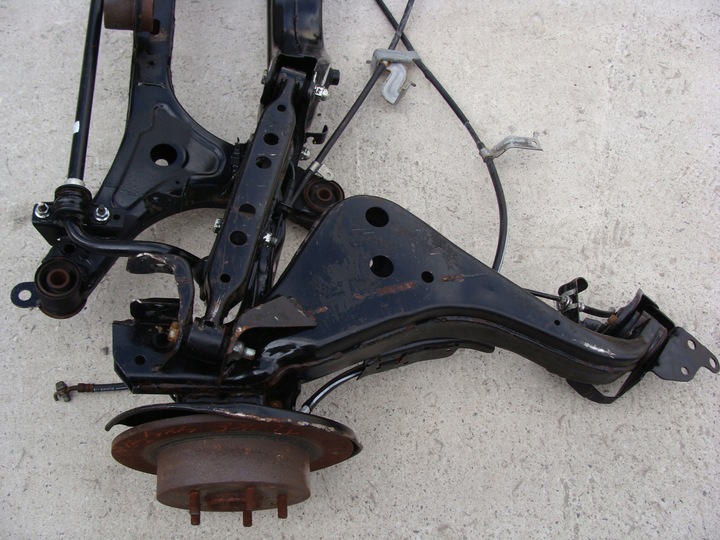 фото №7, Важіль ступиця балка вісь nissan juke 1.6t 4wd 4x4 !