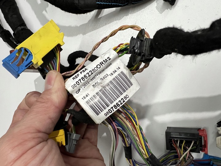 фото №4, Peugeot 308 t9 установка консоли 9807862280