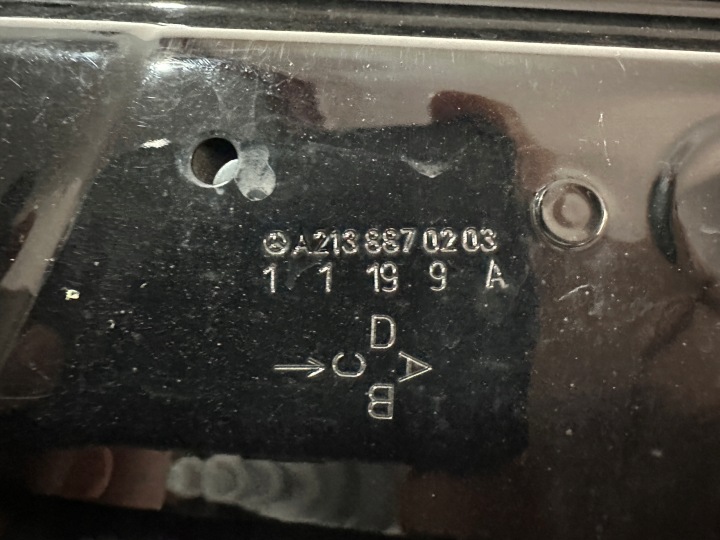 фото №13, Mercedes e-klasa w213 a2138870203 капот крышка двигателя