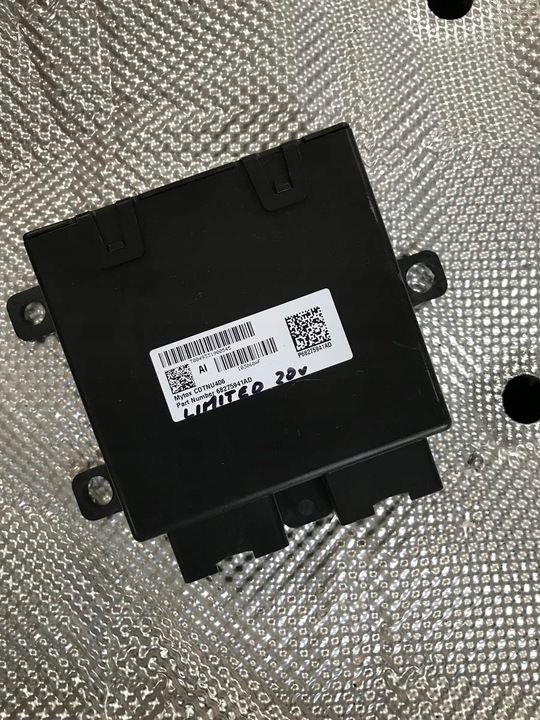 фото №1, Dodge ram 2019-2022 модуль блок управления порогов электрический.