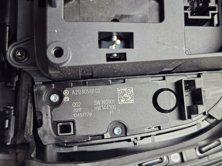 фото №16, Dekor туннель панель средний управление переключатель консоли mercedes w213