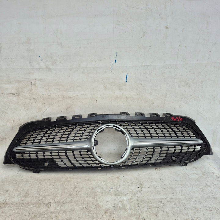 фото №1, Mercedes a-klasa iv 4 w177 18-22 решётка радиатора решётка pdc