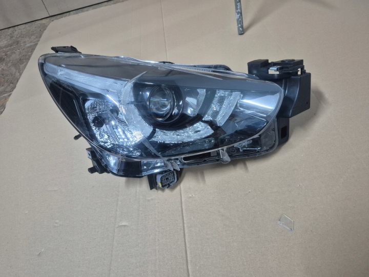 фото №13, Mazda 2 ii рестайлінг 14-18r фара передня права led