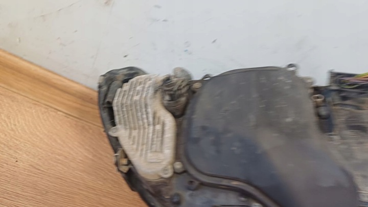 фото №7, Bmw e92 e93 рестайлинг лампа левая перед комплектная ксенон uk 7239929